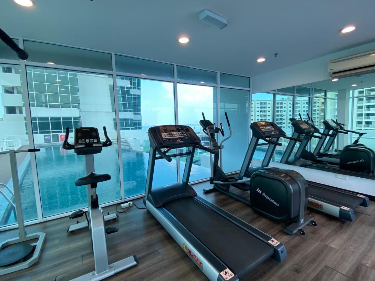 Maritime Suites Duplex Marvelous Sea View George Town Exterior foto